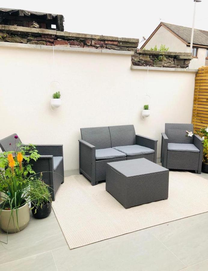 See Our Amazing Score At The Kepties - 5 X Luxurious Serviced Apartments - With Gardens - Fully Equipped - Free Parking - By Orion Short Stays - See Our Other Individual Listings --- This Is For Brand Awareness Only --- Arbroath Bagian luar foto