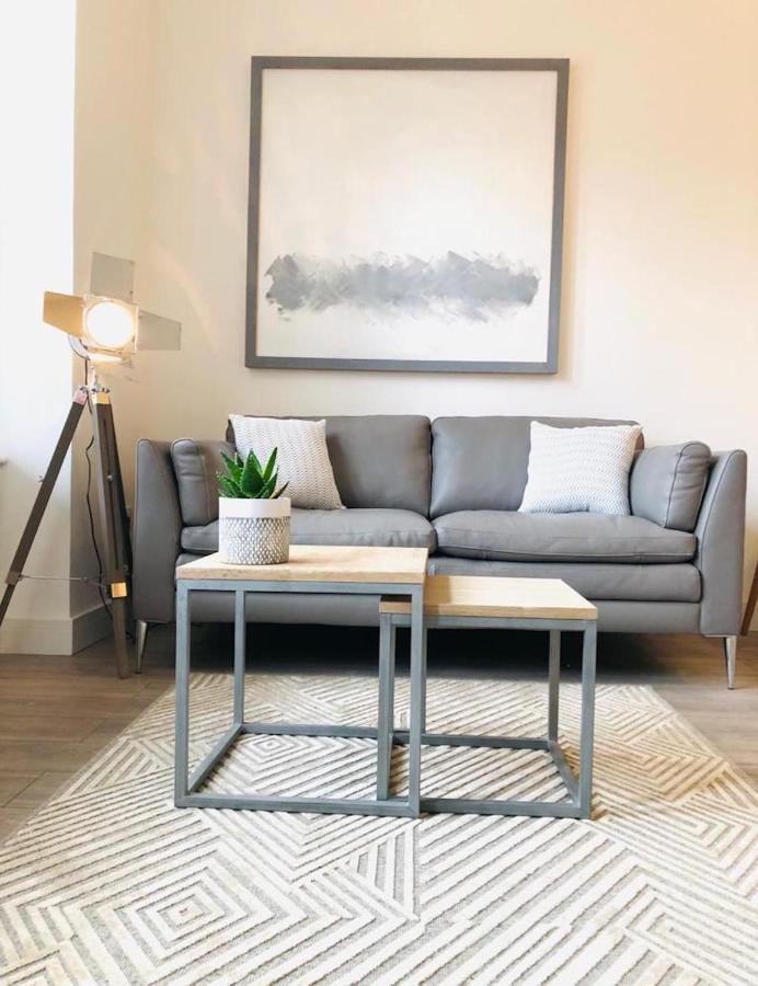 See Our Amazing Score At The Kepties - 5 X Luxurious Serviced Apartments - With Gardens - Fully Equipped - Free Parking - By Orion Short Stays - See Our Other Individual Listings --- This Is For Brand Awareness Only --- Arbroath Bagian luar foto